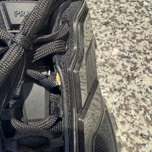 9.5 Black PRADA CLOUDBUST TECHNICAL SNEAKERS
100% Authentic - Picture 7 of 16